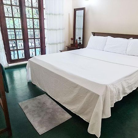 Kandy Guest House Kiribathkumbura Kültér fotó